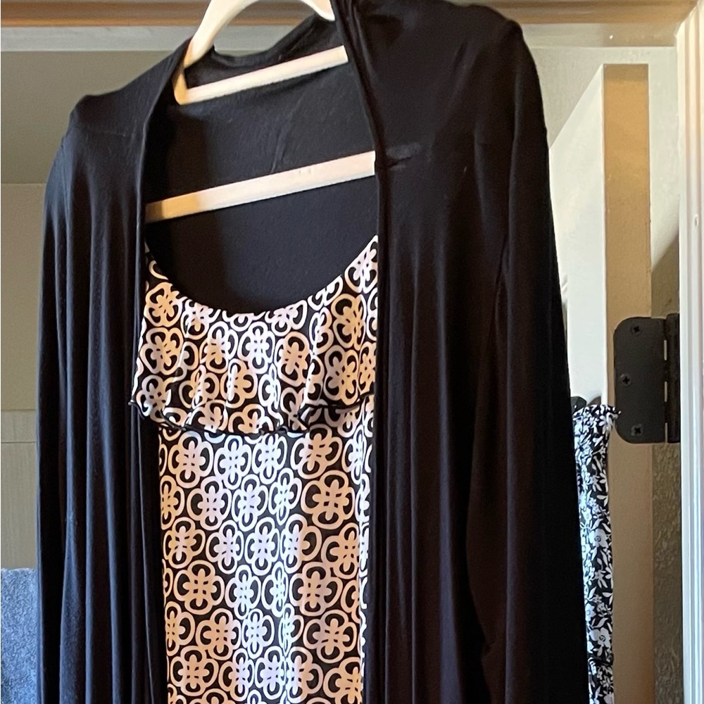 Classy, light dress with coverup